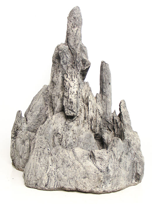 Dieser Felsen aus Steinguss hat eine Mulde mit einem Durchmesser von ca. 16 cm zur Bepflanzung (Mit Ablauflöchern gegen Staunässe) 

Witterungsunempfindlich, Unterseite glatt, dreidimensional herausgearbeitet