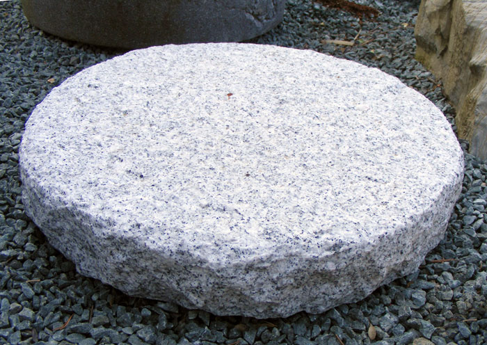 Tobi Ishi Trittstein (30 cm) Slider Bild