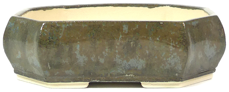 Handgefertigte Schale, gebrannt bei 1200 °C.