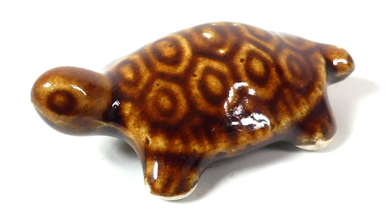 Schildkröte braun - ca. 4,5 x 3 x 2 cm