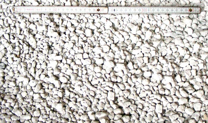 Dekorativer Bimskies aus Griechenland, grau-weiß.

Für Zengärten, Kiesflächen, Dächer u.v.m.

Gewicht ca. 700 kg/m³
Körnung ca. 5 bis 16mm 

15 Liter - 18,- Eur - Postversand
100 Liter - 60,- Eur - 40,- Speditionsversand
500 Liter - 150,- Eur - 80,- Spedi