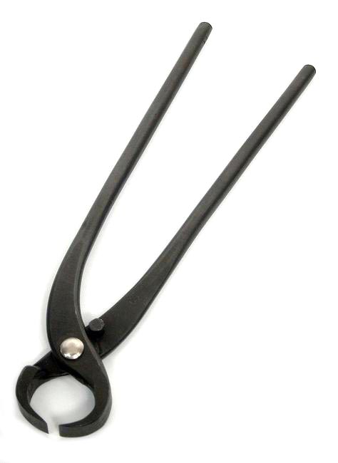 Masakuni Astzange, gewinkelt (230mm) Astzange Made in Japan mit abgerundetem, leicht gebogenem Kopf: Durch den geneigten Kopf können Sie auch an schwer zugängliche Stellen gelangen. Besonders geeignet, um vorstehende Astansätze zu entfernen, jedoch auch beim Entfernen von kleineren Wurzeln h