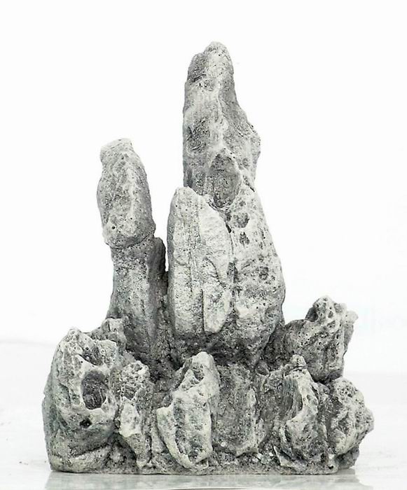 Dieser Felsen aus Steinguss ist sehr schön zur Landschaftsgestaltung in Bonsai Schalen geeignet.

Witterungsunempfindlich, Unterseite glatt, dreidimensional herausgearbeitet